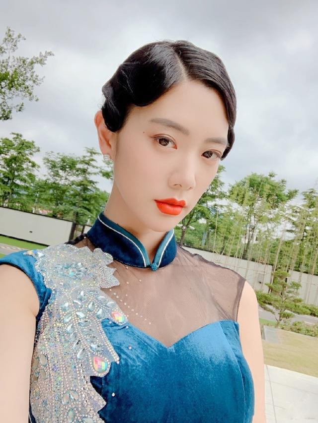 百丽推荐1